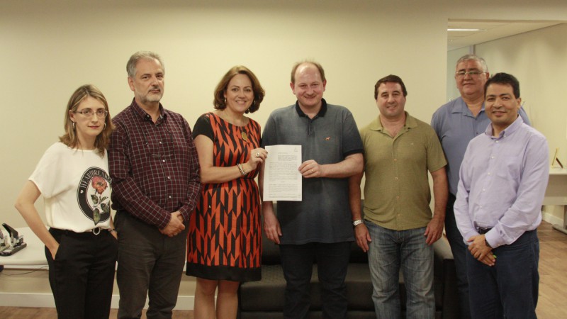 Conselheiros e Diretores da AGERGS reunidos com Prefeito de Salvador do Sul.