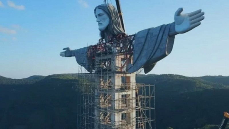 Cristo Protetor de Encantado, RS.